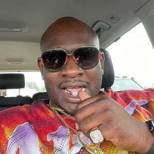 Meet your Posher, Terrell